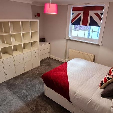Diamond Harbour - Whole Huge Apartment - Wifi - Beach - Ramsgate Town Екстер'єр фото