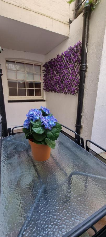 Diamond Harbour - Whole Huge Apartment - Wifi - Beach - Ramsgate Town Екстер'єр фото